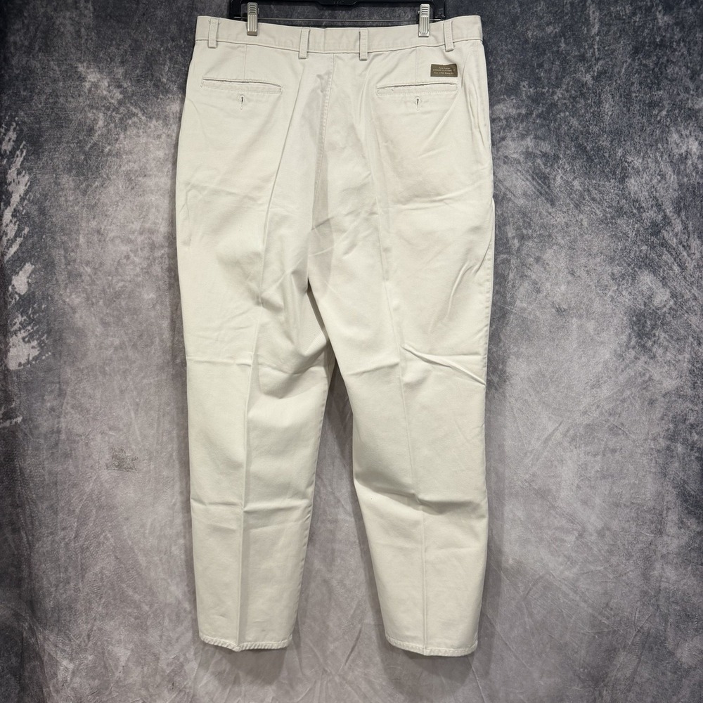 Haggar Mens Chino Pants 38x32 Ivory Cream 100% Cotton Classic Fit Preppy Office